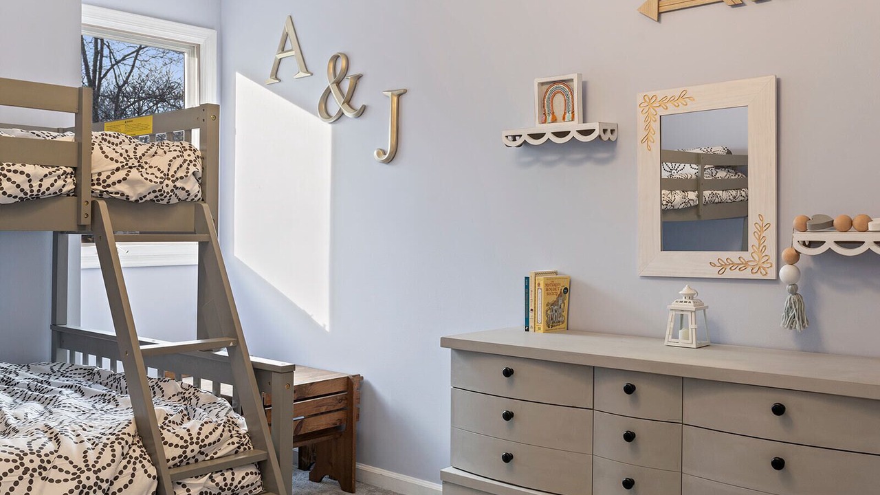 Photo of Bedroom in McGaheysville