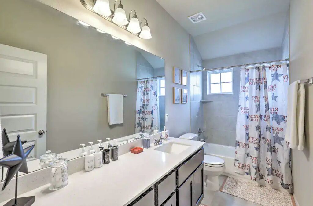Photo of Bathroom in Travis County