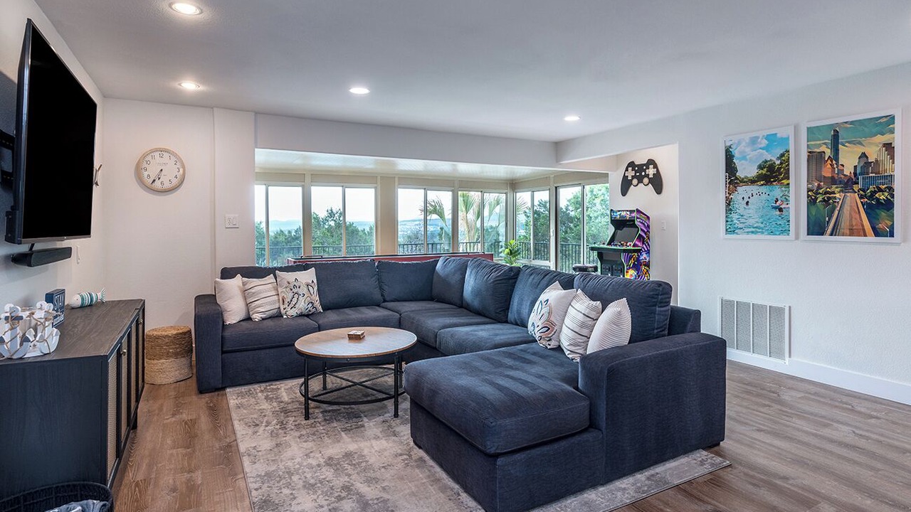 Photo of Livingroom in Lago Vista