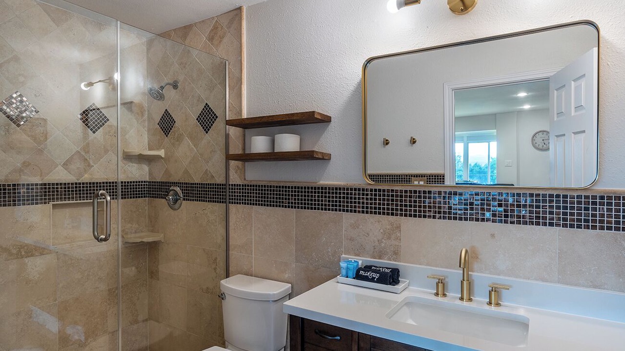 Photo of Bathroom in Lago Vista