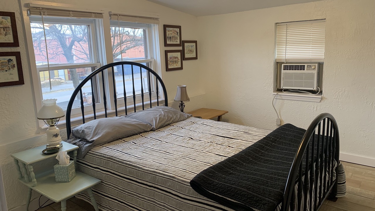 Photo of Bedroom in Medicine Park