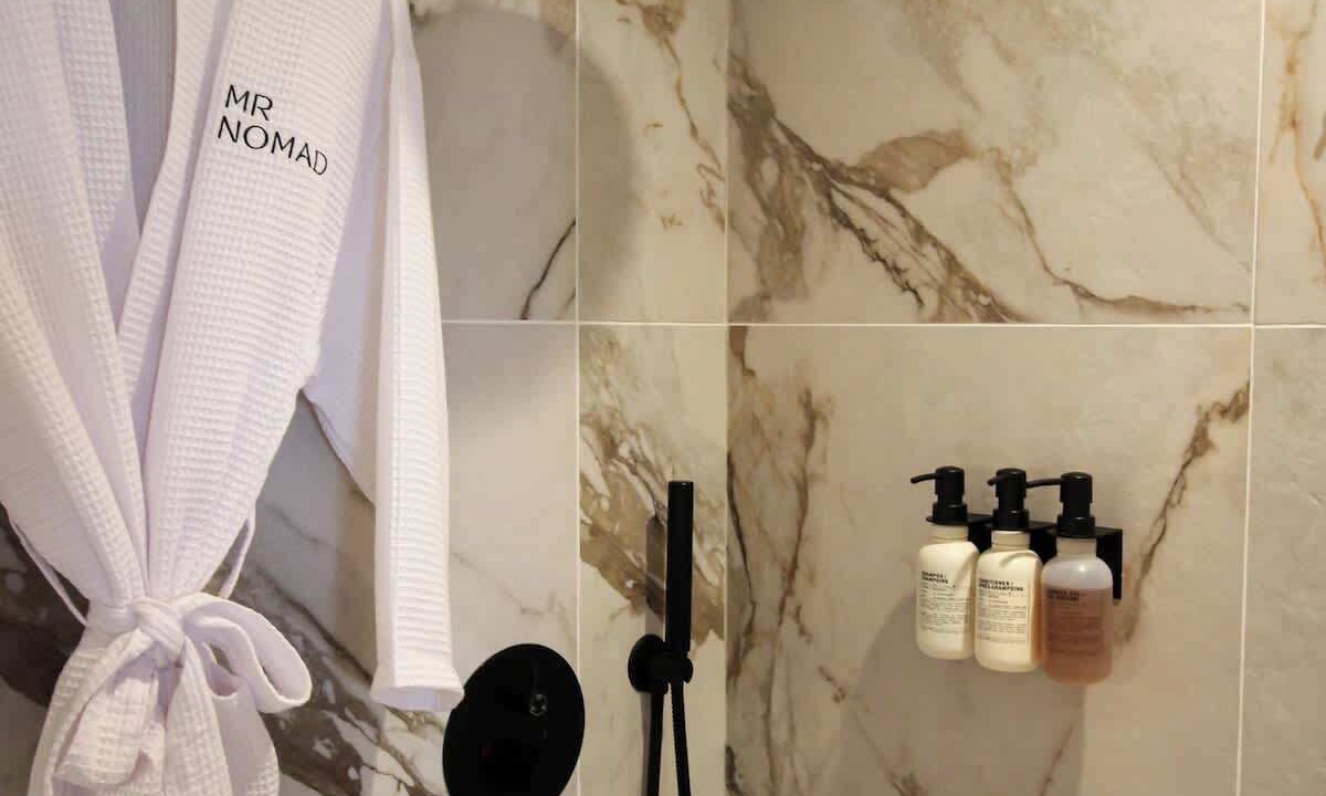 Photo of Bathroom in Turtle Creek