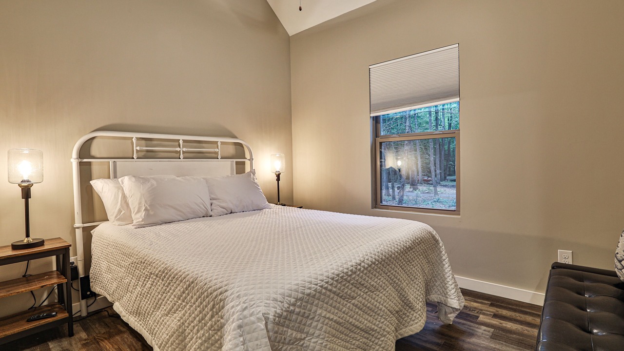 Photo of Bedroom in Tate