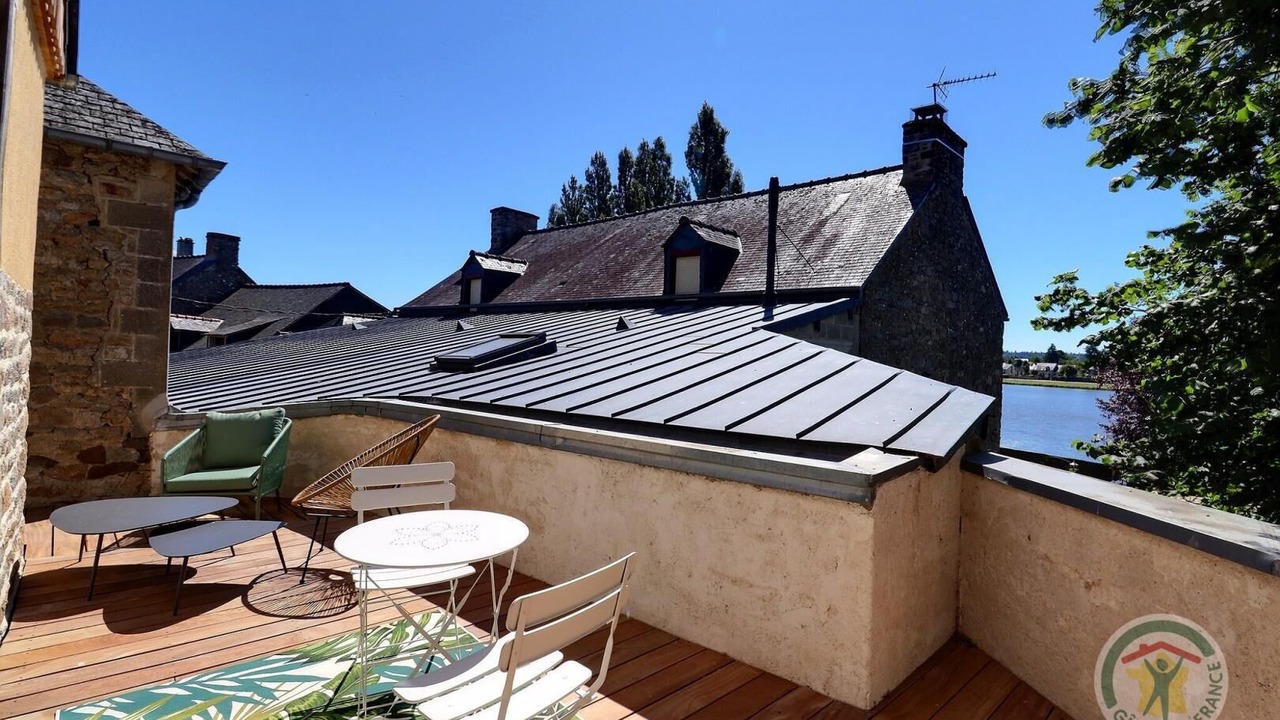 Photo of Outdoor in Combourg