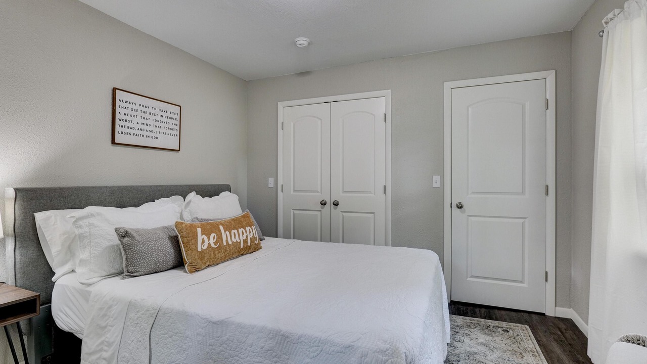 Photo of Bedroom in Lamar