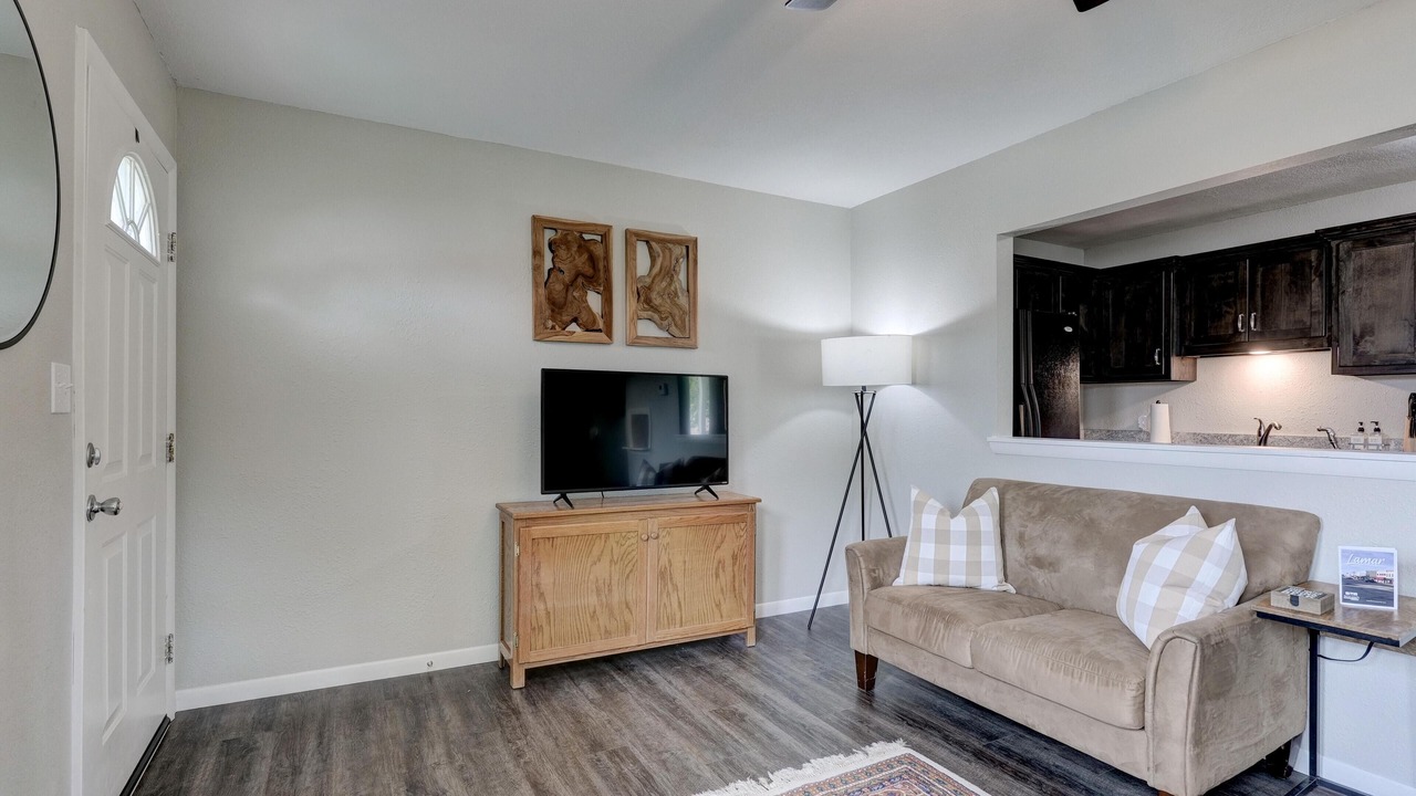 Photo of Livingroom in Lamar