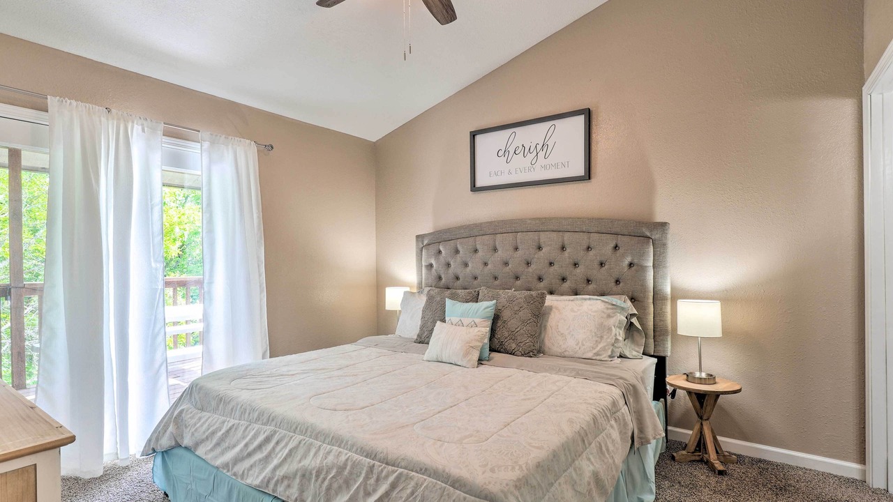 Photo of Others in Notch Estates
