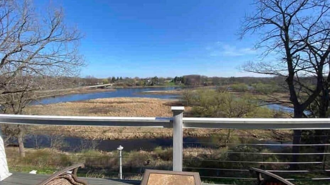 Photo of Patio Balcony in Port Ontario