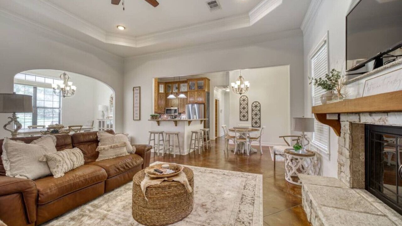 Photo of Livingroom in Brenham