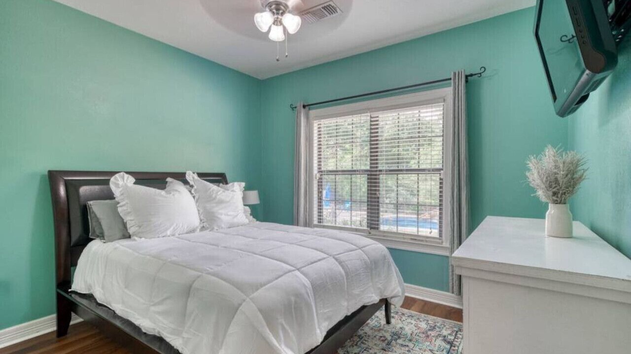 Photo of Bedroom in Brenham