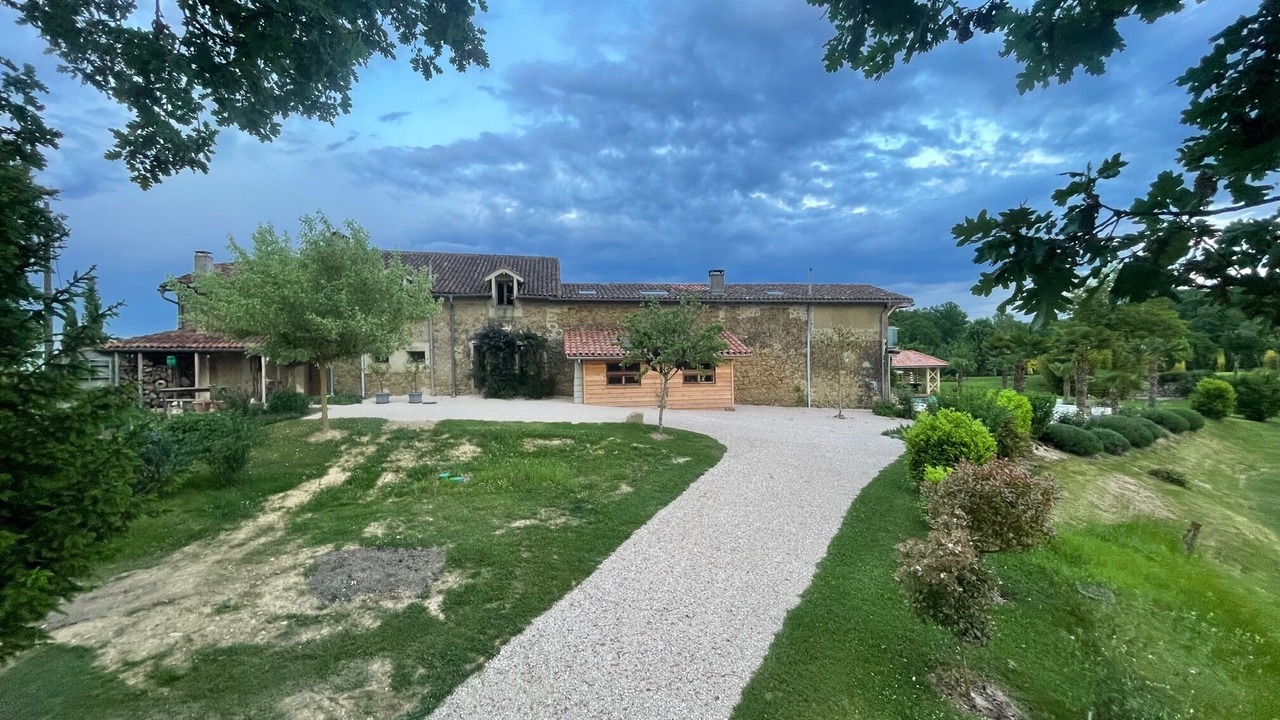 Photo of Outdoor in Boulogne-sur-Gesse