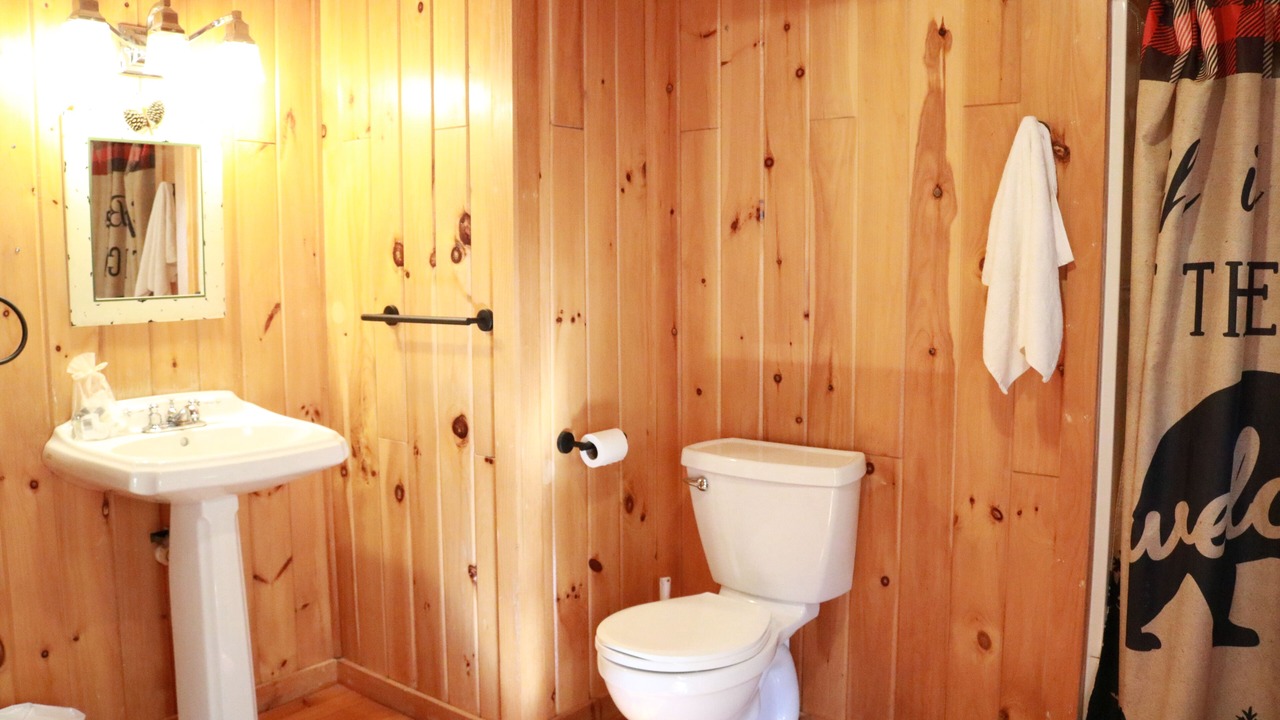 Photo of Bathroom in Inlet