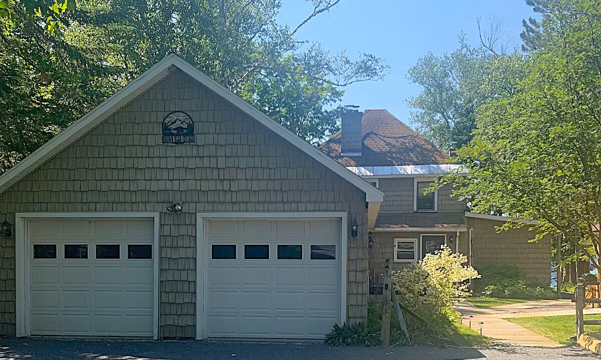 Photo of Outdoor in Inlet