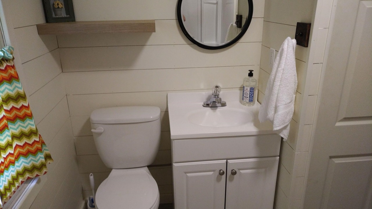 Photo of Bathroom in Gores Landing