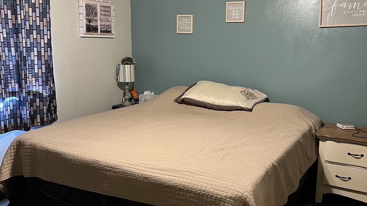 Photo of Bedroom in Clay County