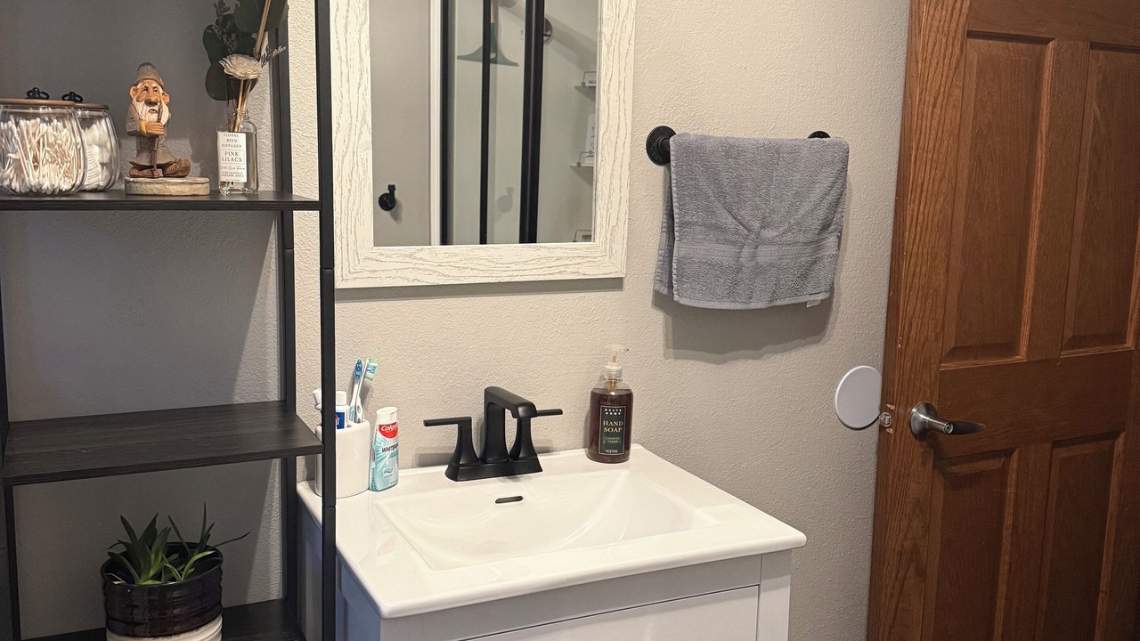 Photo of Bathroom in Clay County