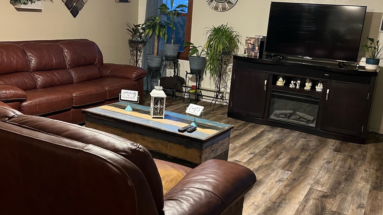 Photo of Livingroom in Clay County