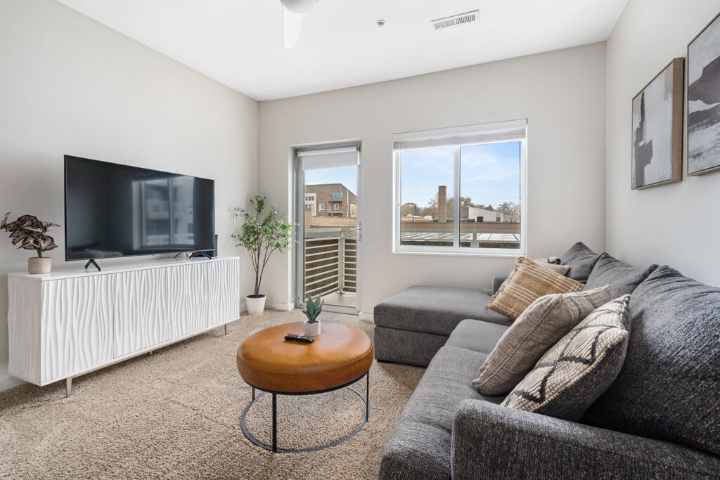 Photo of Livingroom in Downtown Columbus