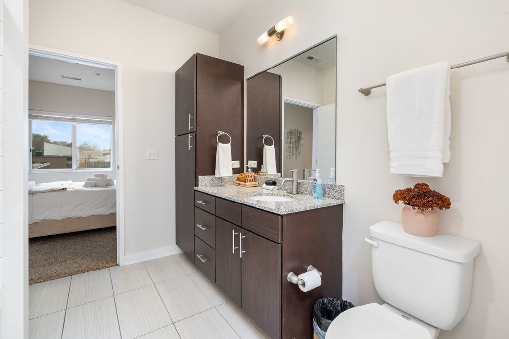 Photo of Bathroom in Downtown Columbus