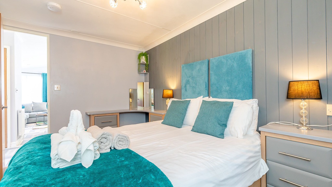 Photo of Others in Longnor