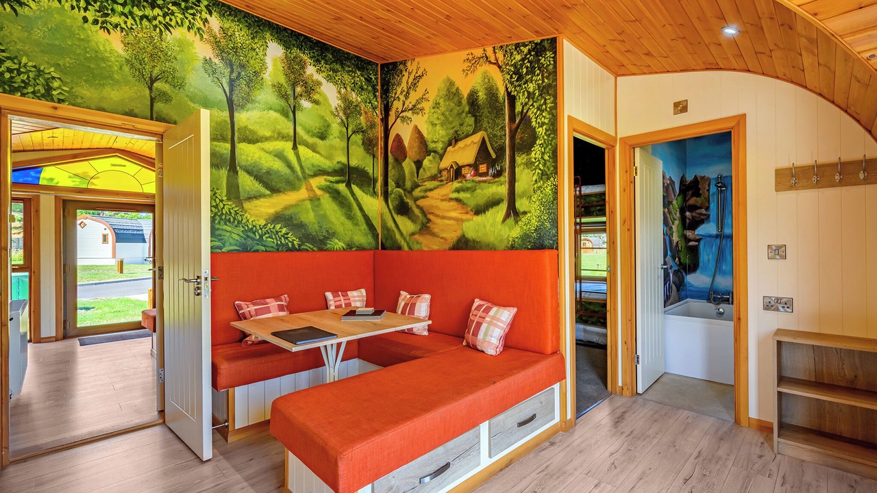 Photo of Others in Rampton