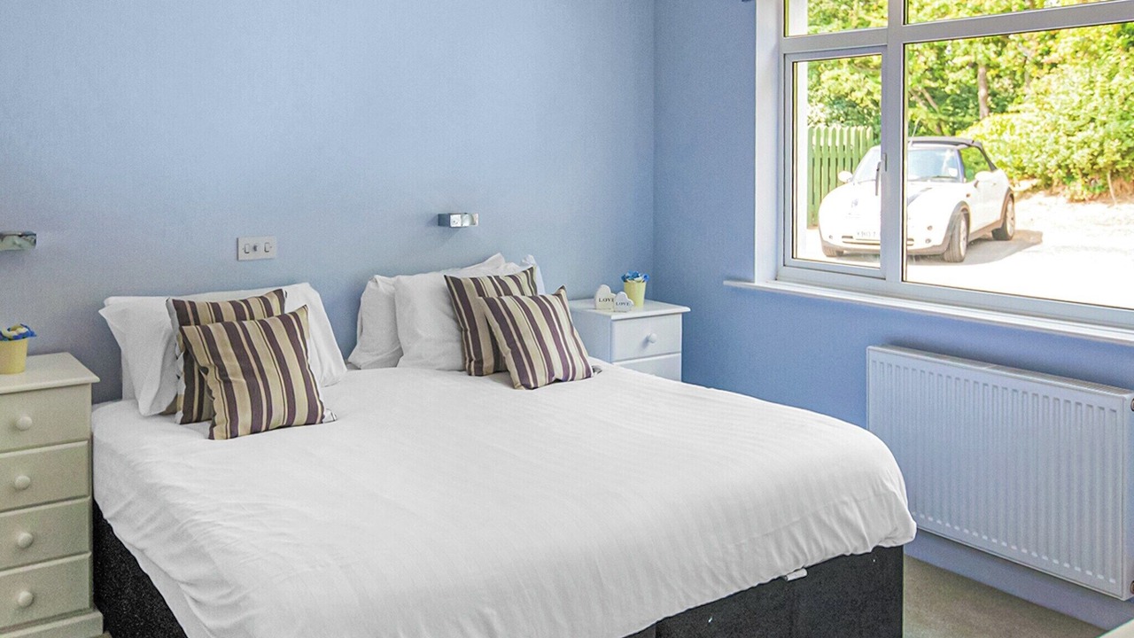 Photo of Others in Milford on Sea