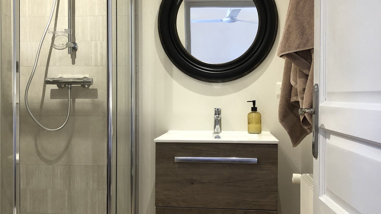 Photo of Bathroom in Castres