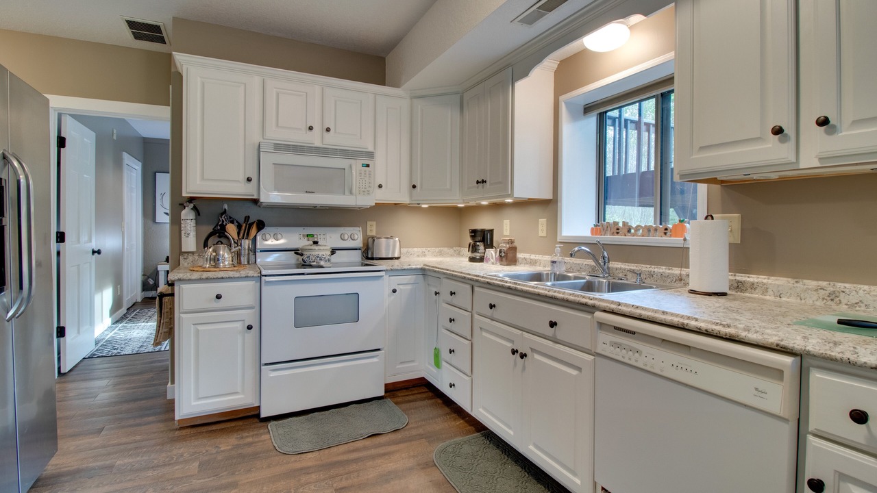 Photo of Kitchen in Poplar Bluff