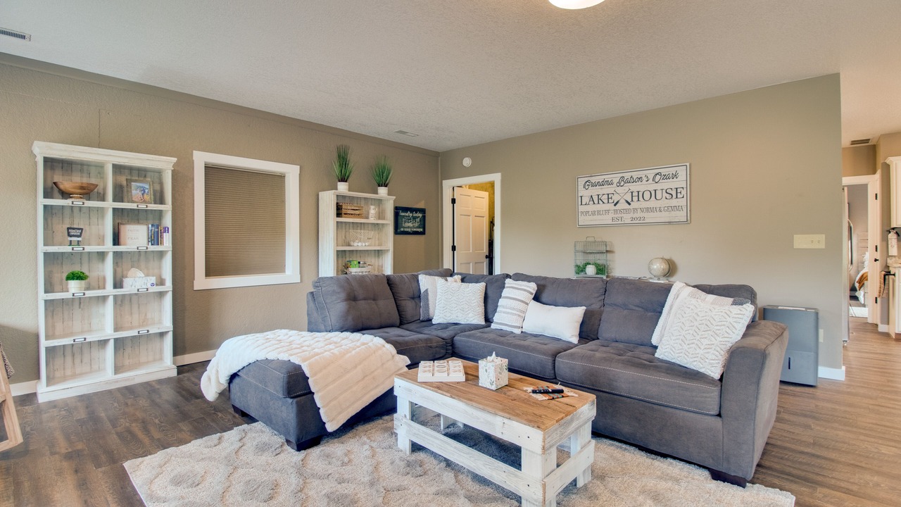 Photo of Bedroom in Poplar Bluff