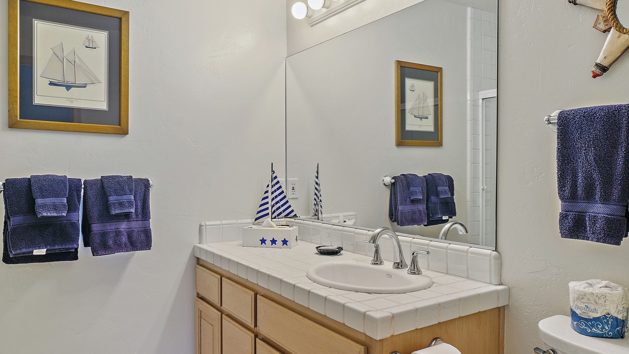 Photo of Bathroom in Marine Terrace