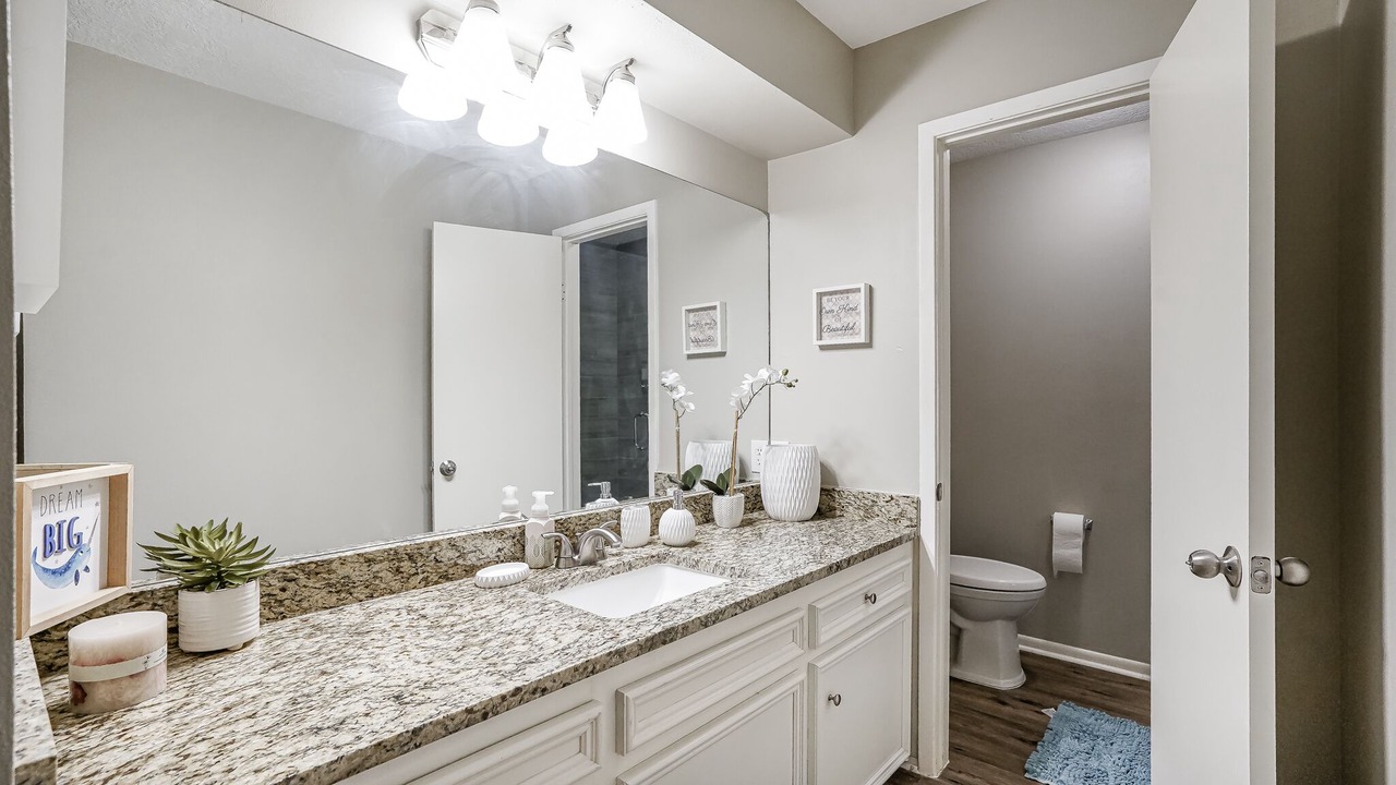 Photo of Bathroom in April Sound