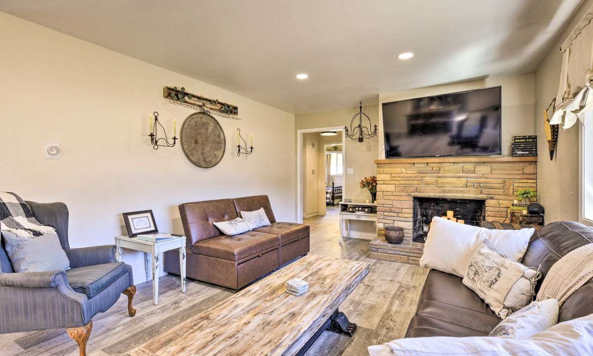 Photo of Livingroom in Lewis