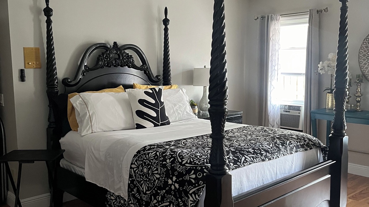 Photo of Bedroom in Casselberry