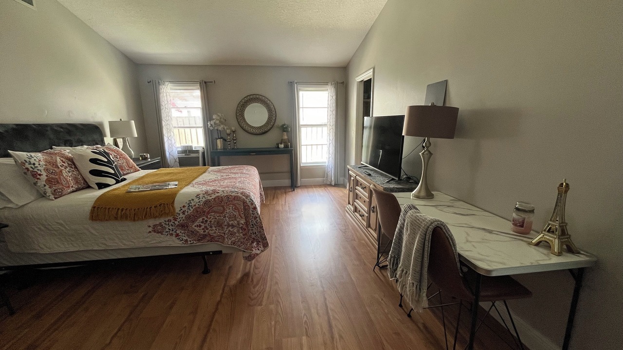 Photo of Bedroom in Casselberry