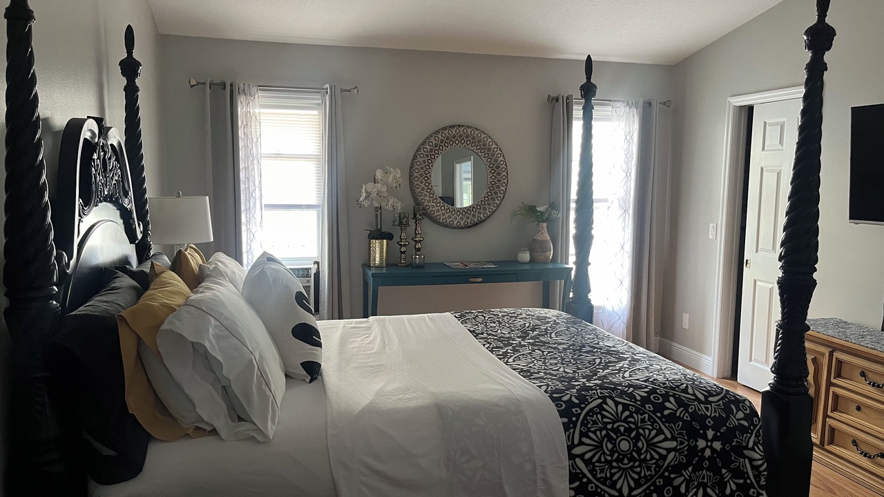 Photo of Bedroom in Casselberry