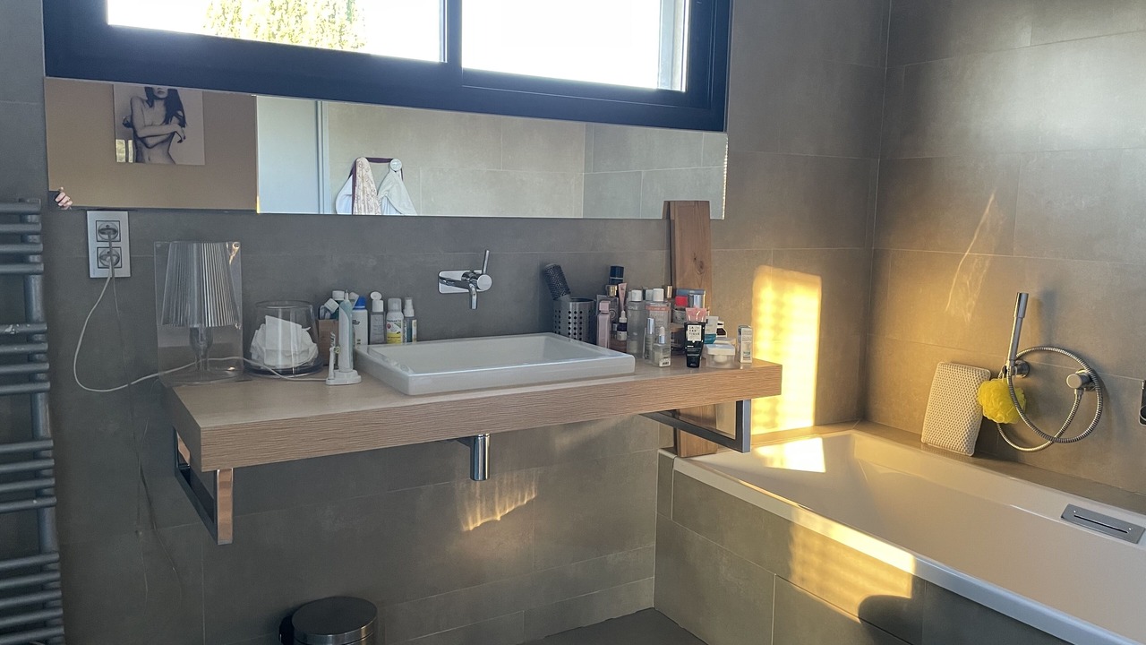 Photo of Bathroom in Tavel