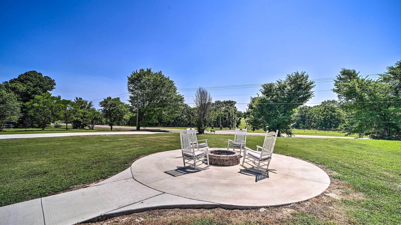 Photo of Patio Balcony in Spiro