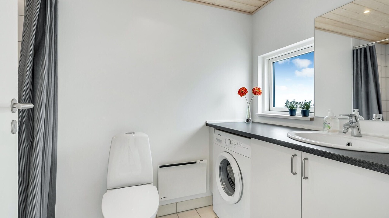 Photo of Bathroom in Frolunde