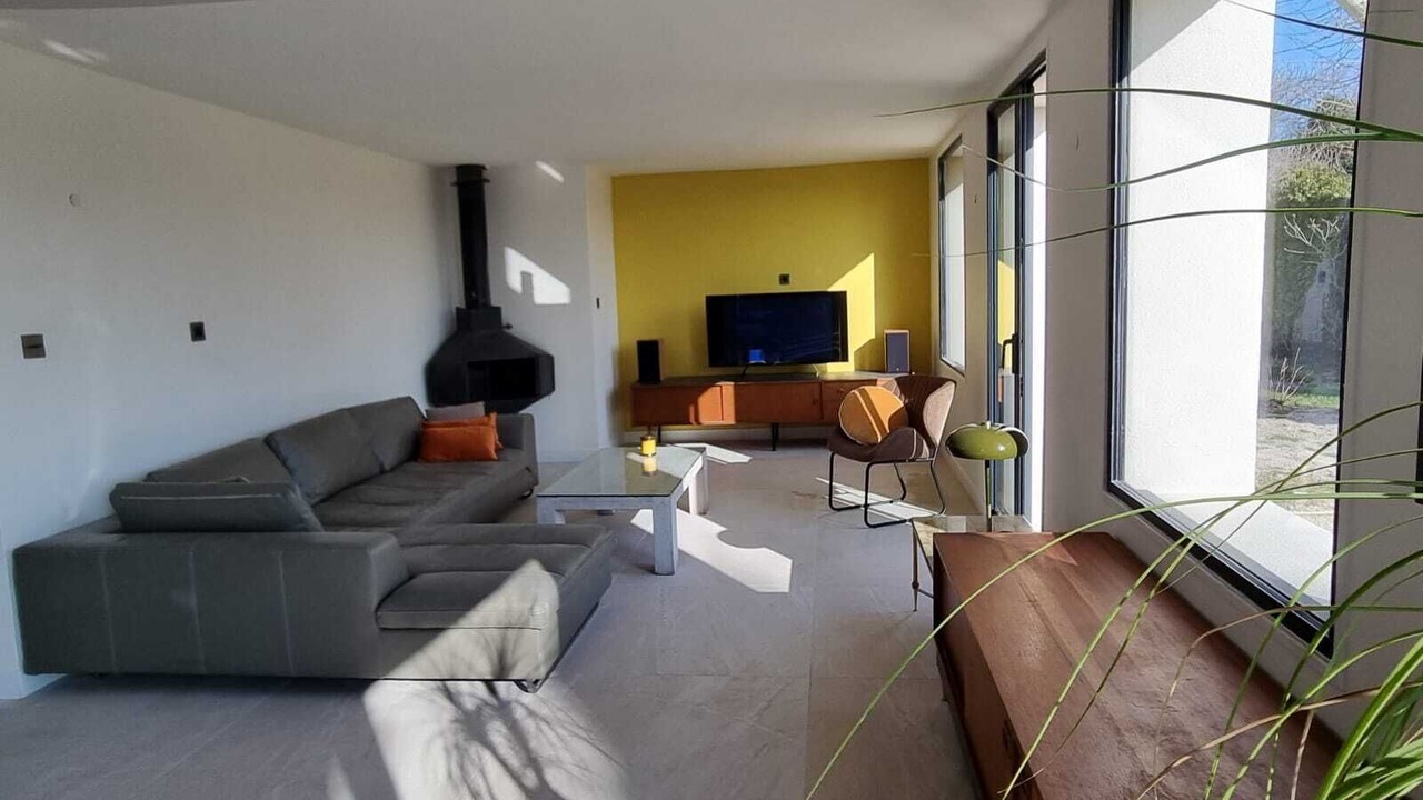Photo of Livingroom in Jonquieres