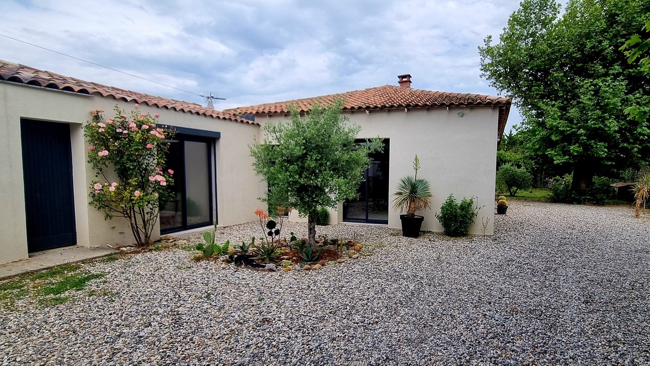 Photo of Outdoor in Jonquieres