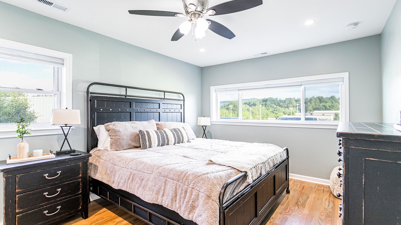 Photo of Bedroom in Pisgah Forest
