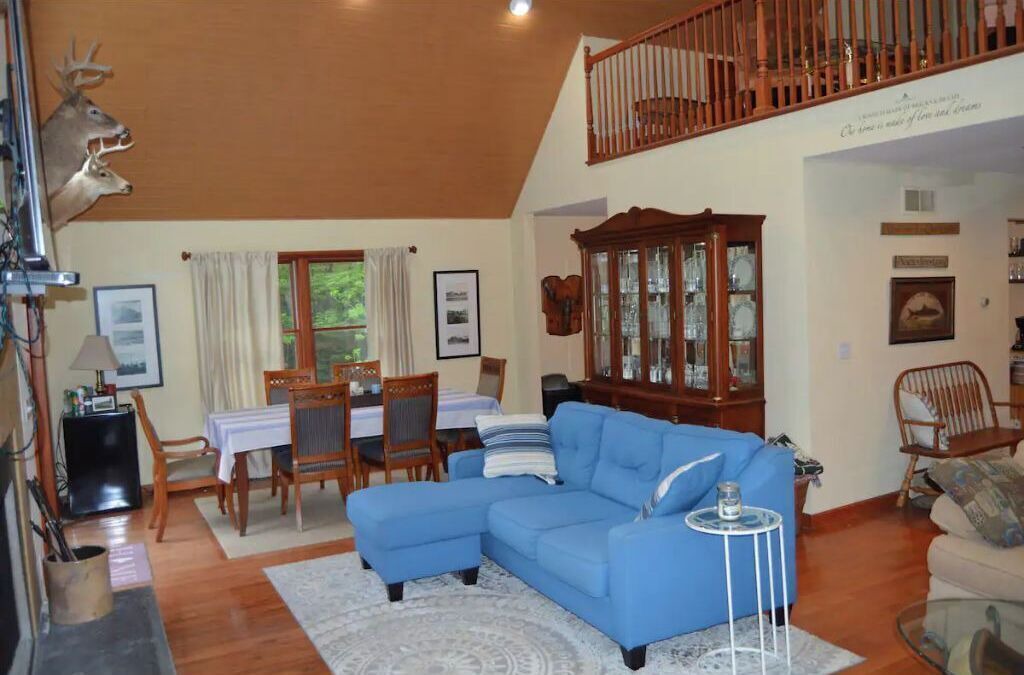 Photo of Livingroom in Columbia Falls