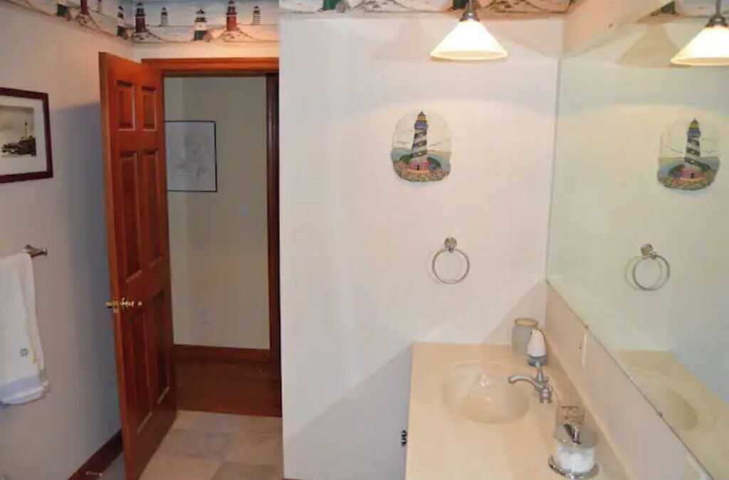 Photo of Bathroom in Columbia Falls