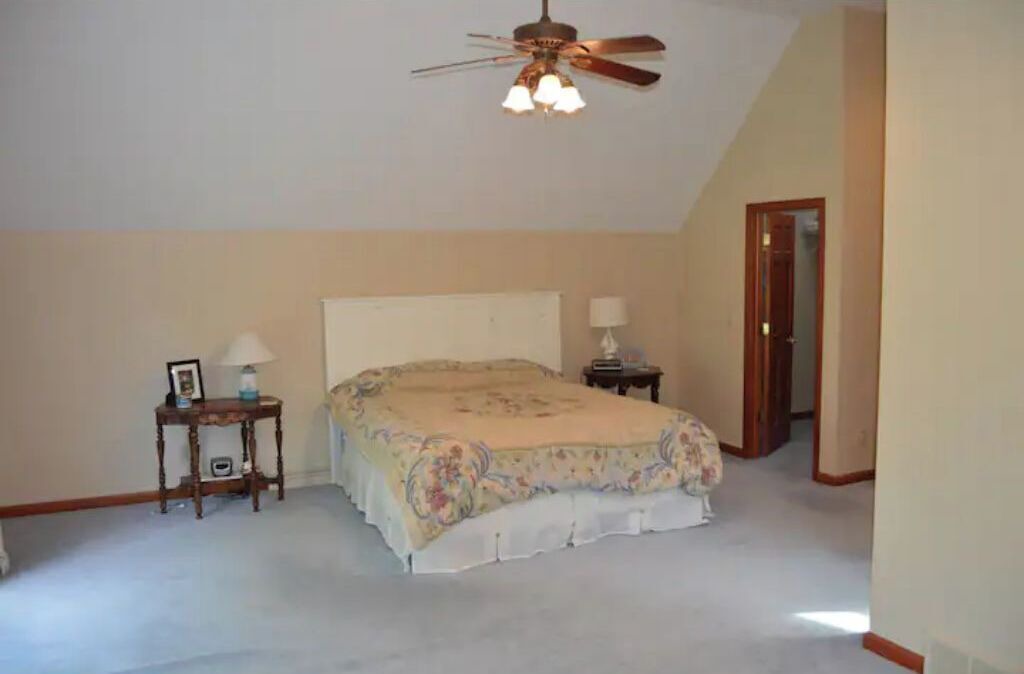Photo of Bedroom in Columbia Falls