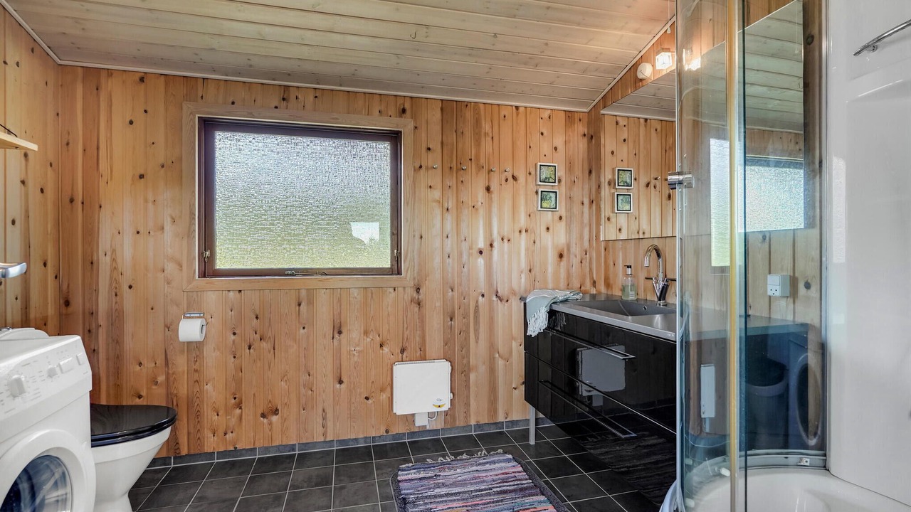 Photo of Bathroom in Skjern