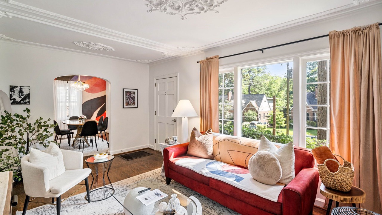 Photo of Livingroom in Great Lakes