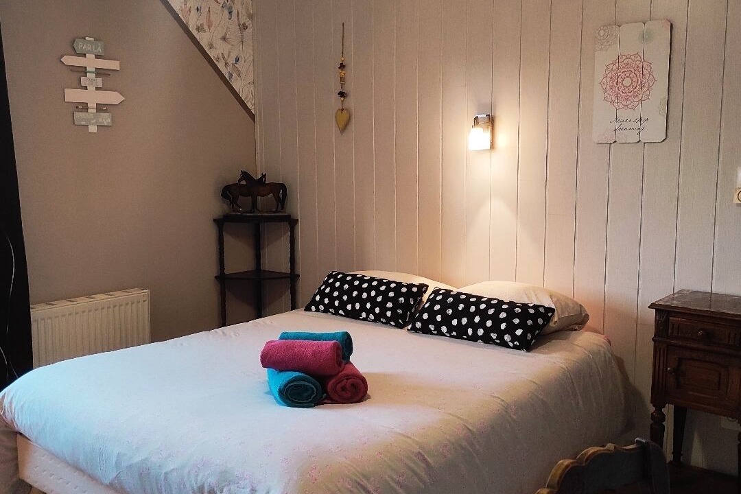 Photo of Bedroom in Chatillon-sous-les-Cotes