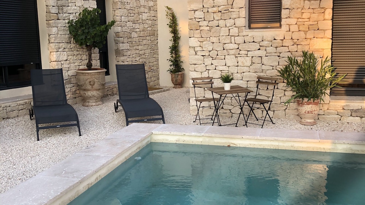 Photo of Outdoor in Flaux