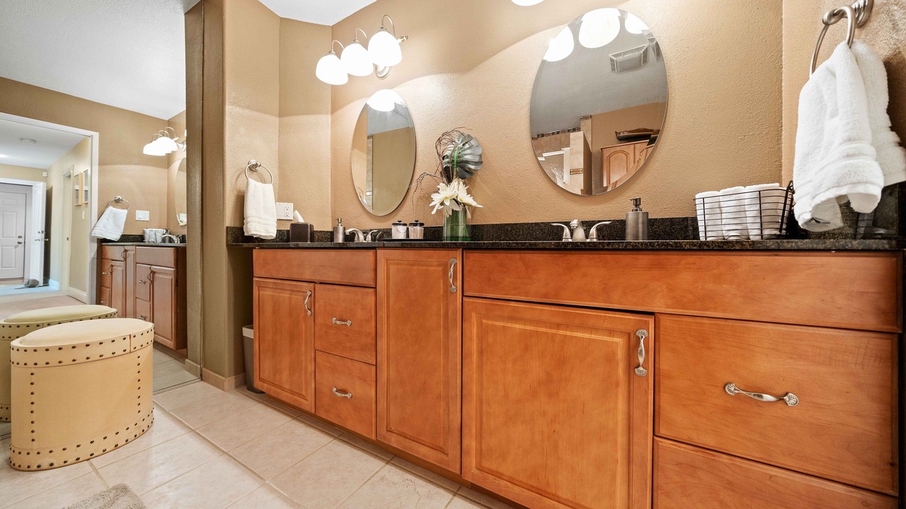 Photo of Bathroom in Discovery Bay
