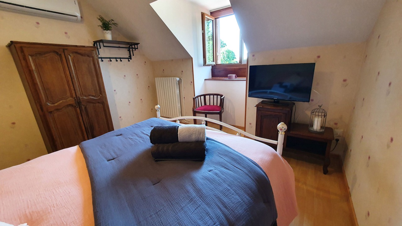 Photo of Bedroom in Cussy-les-Forges